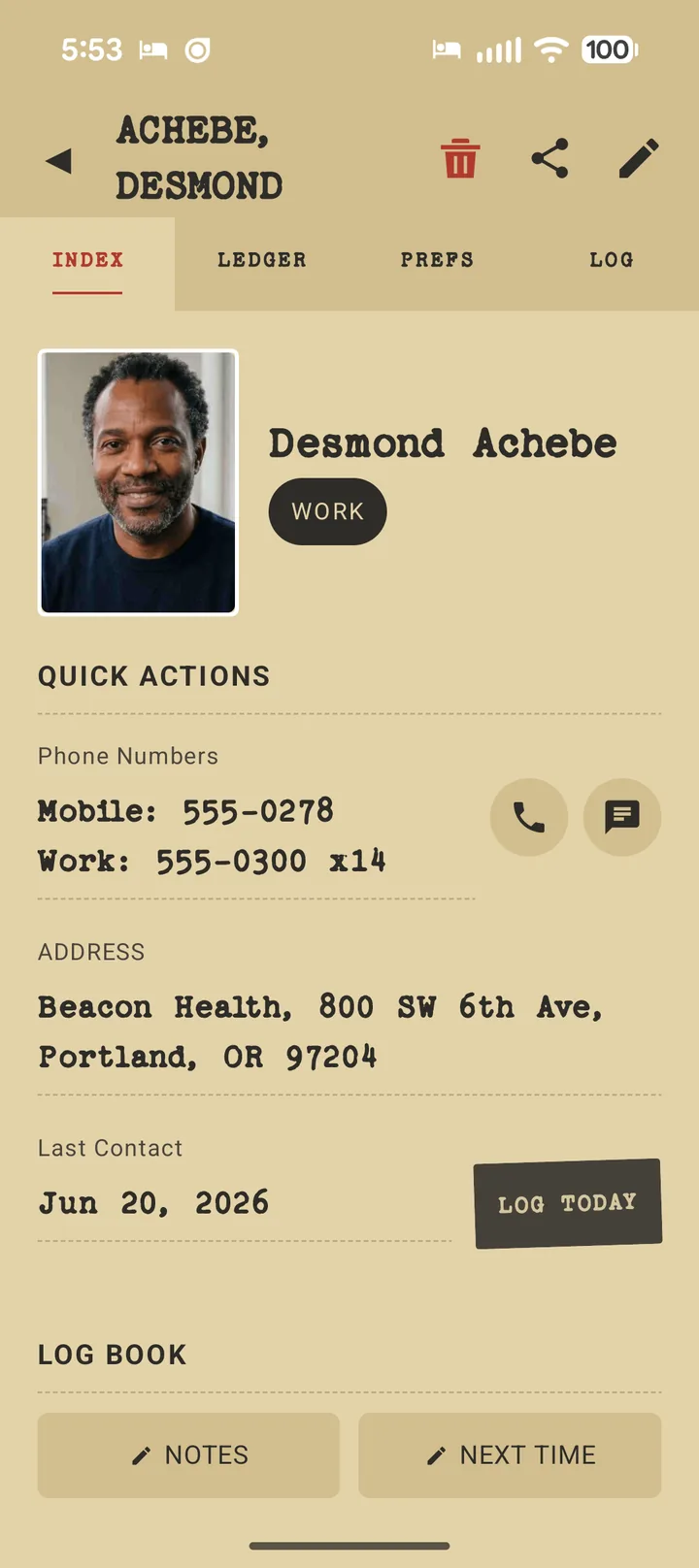 A contact's Index tab: photo, phone numbers, address and last contact
